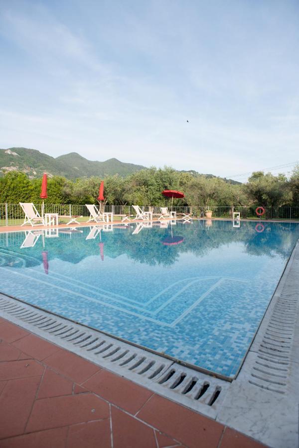 In Versilia Серавеца Екстериор снимка