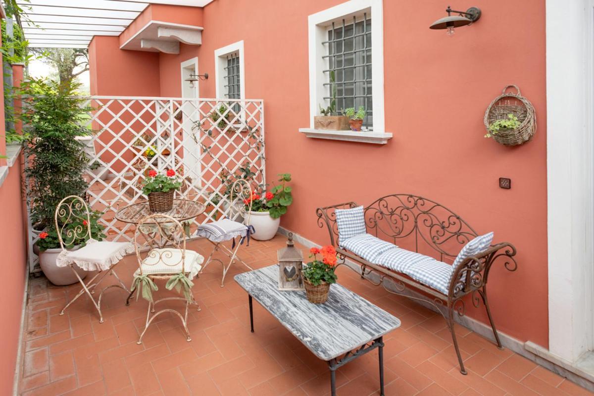 In Versilia Серавеца Екстериор снимка