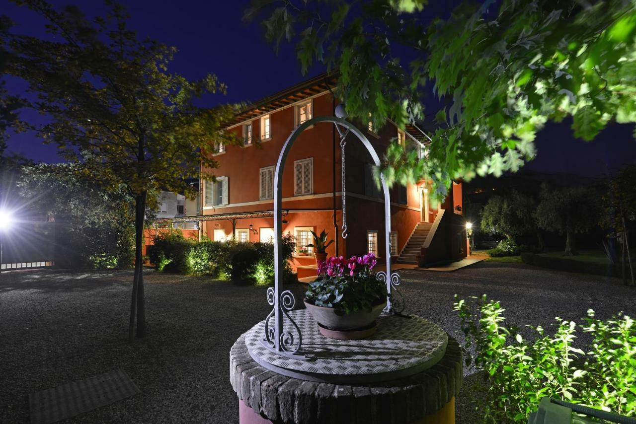 In Versilia Серавеца Екстериор снимка
