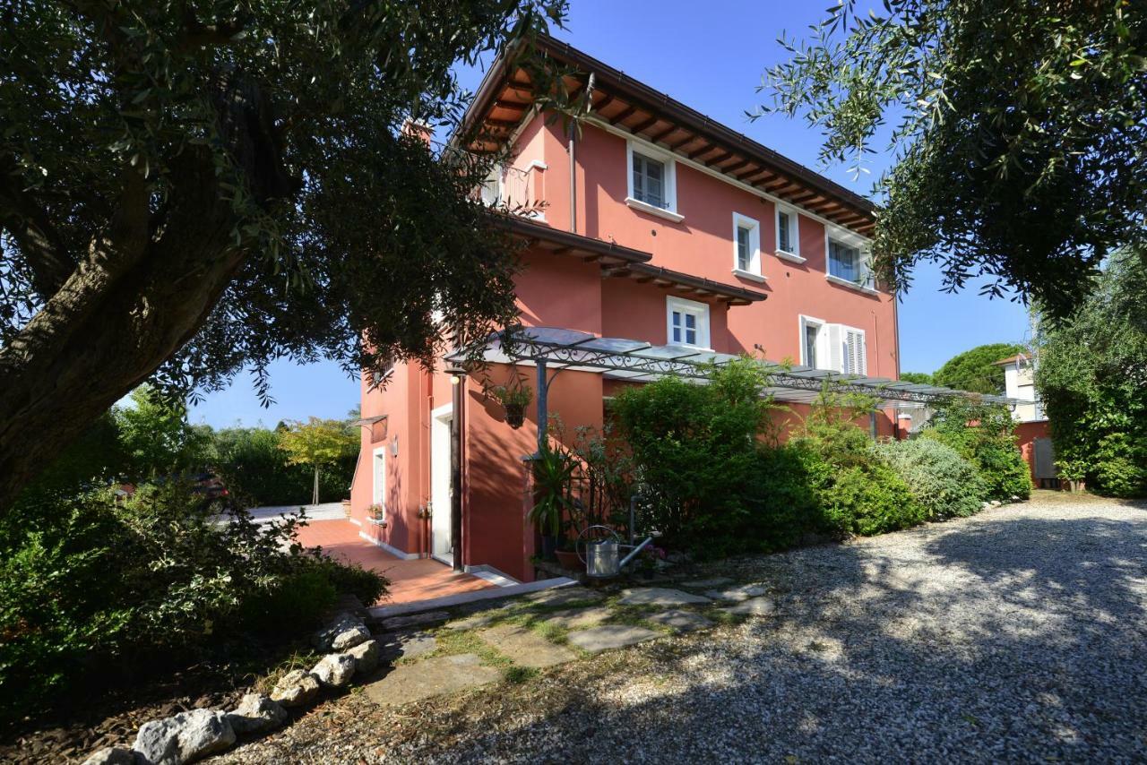 In Versilia Серавеца Екстериор снимка